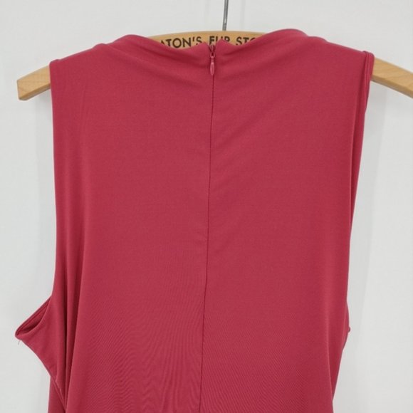 Le Chateau  asymmetrical dress - Picture 6 of 8